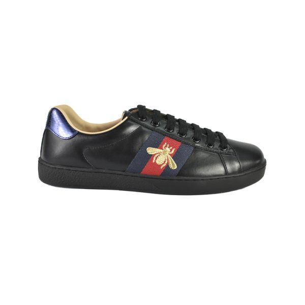 Tenis Ace con bordado