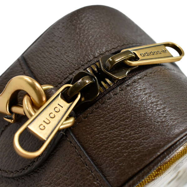 Gucci x adidas Small Shoulder Bag - Imagen 2
