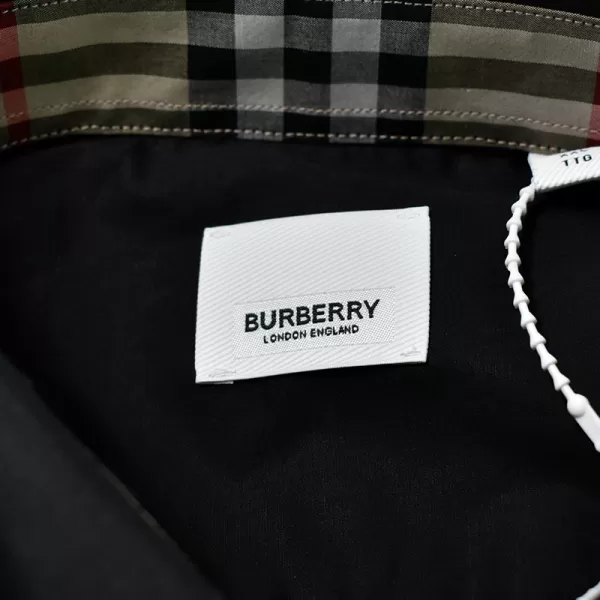 Camisa con Bordado Burberry - Imagen 2