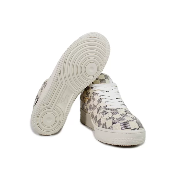 Nike Air Force 1 Low & Louis Vuitton Beige - Imagen 10