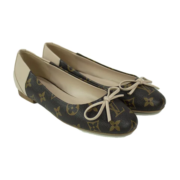 LOUIS VUITTON Balerinas Café y Nue